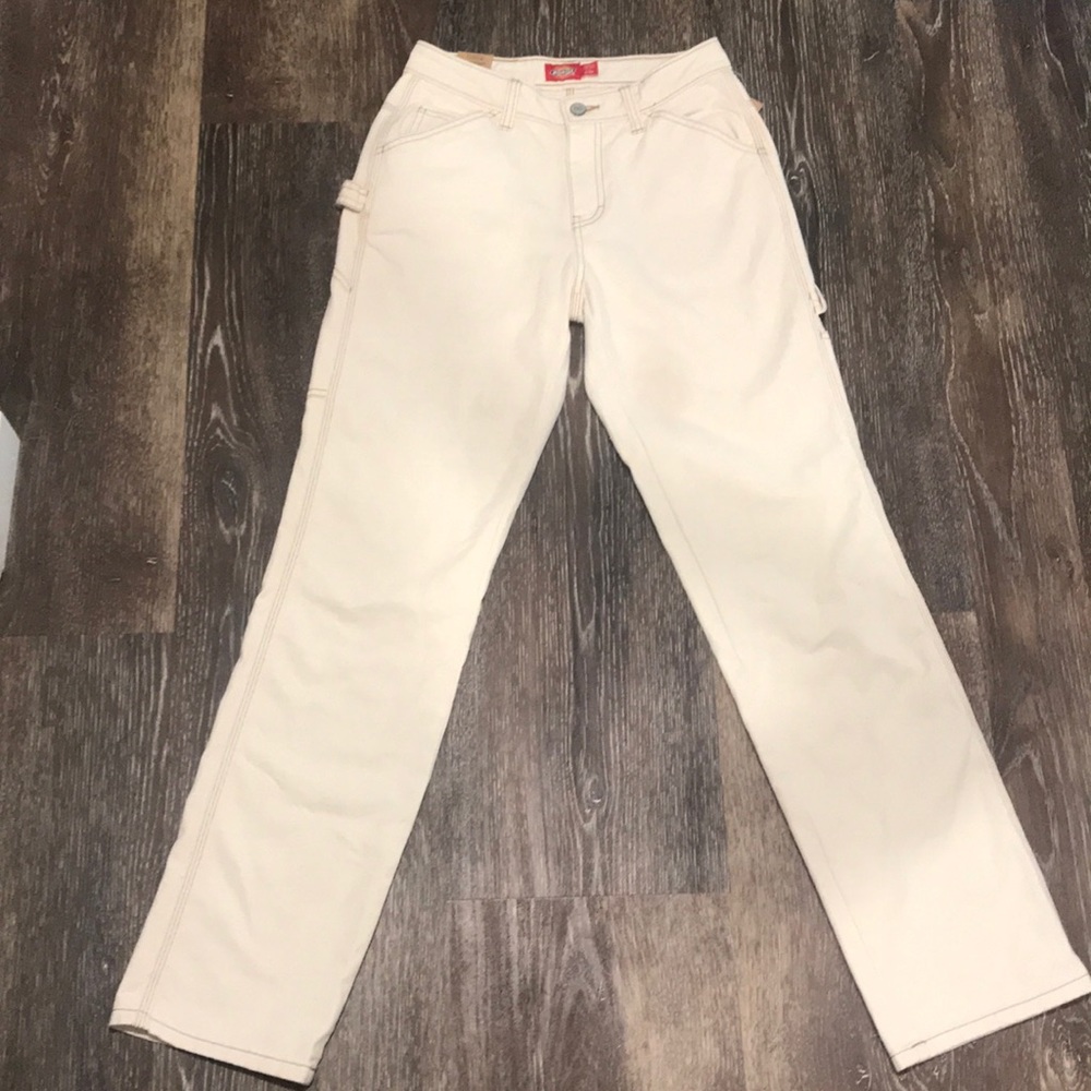 Dickies juniors relaxed fit carpenter pants.